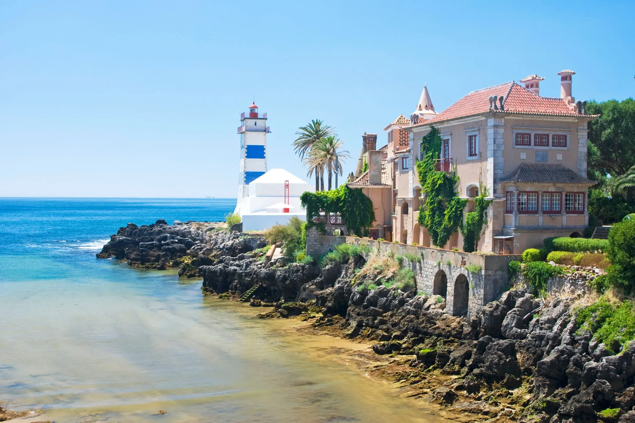 Sintra Tour & Portugal Surfing